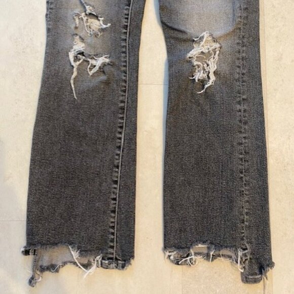 MOTHER Insider Crop Step Chew Distressed Gray Jeans Sz 24 - Picture 7 of 14
